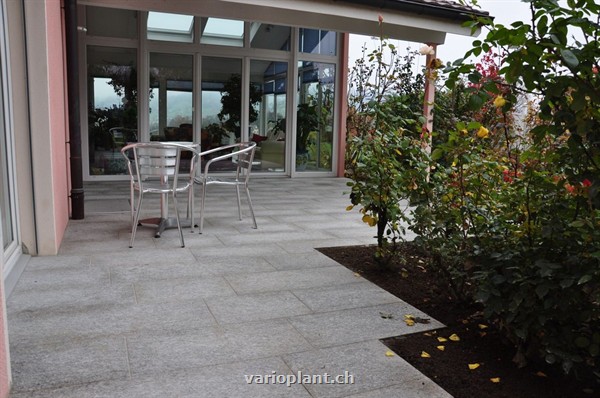 grosszügiger Sitzplatz