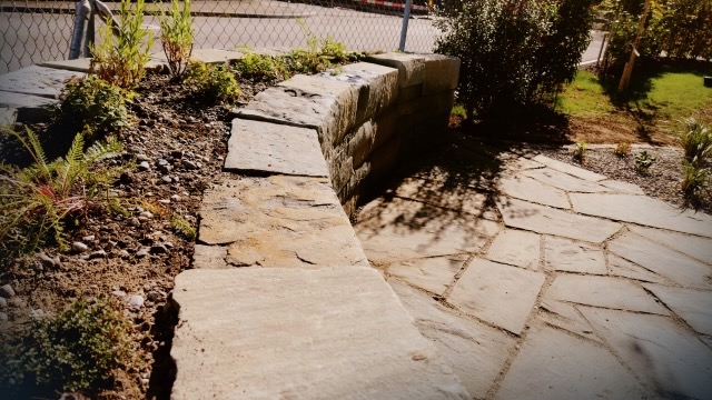 Naturstein im Garten: Lieblingsplätze mit Charakter