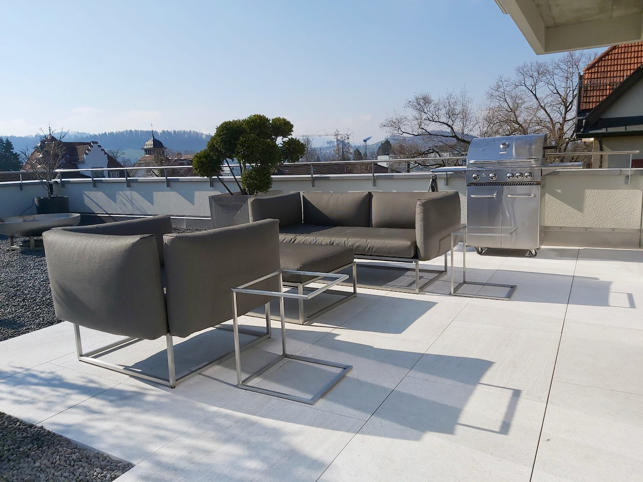 Terrasse bereit für den Frühling